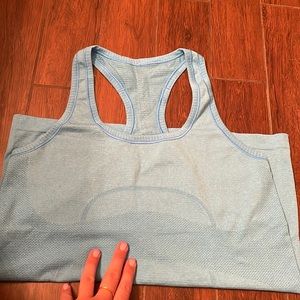 Lululemon Swift tank blue